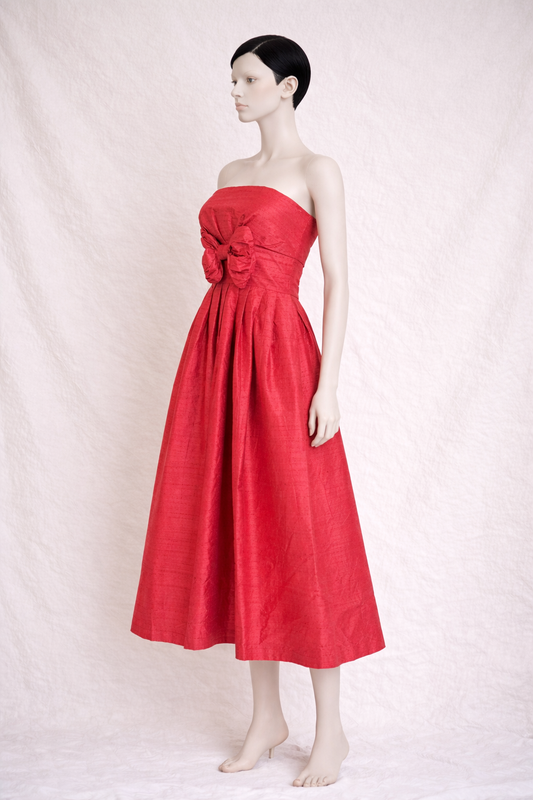 Laura Ashley Robe bustier en soie sauvage rouge avec nœud