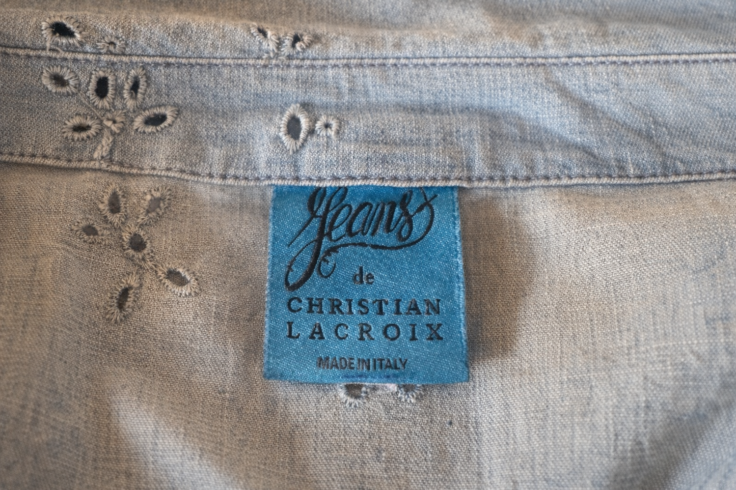 Veste - chemise en denim bleu clair Christian Lacroix vintage
