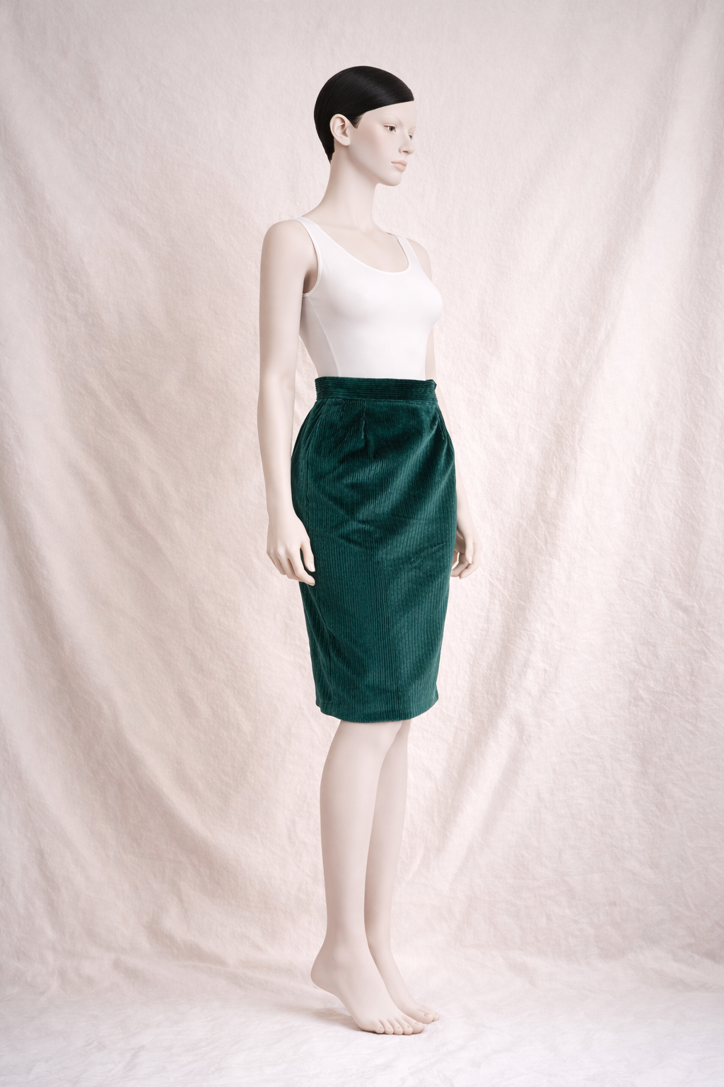 Jupe vintage en velours côtelé vert Yves Saint Laurent vintage