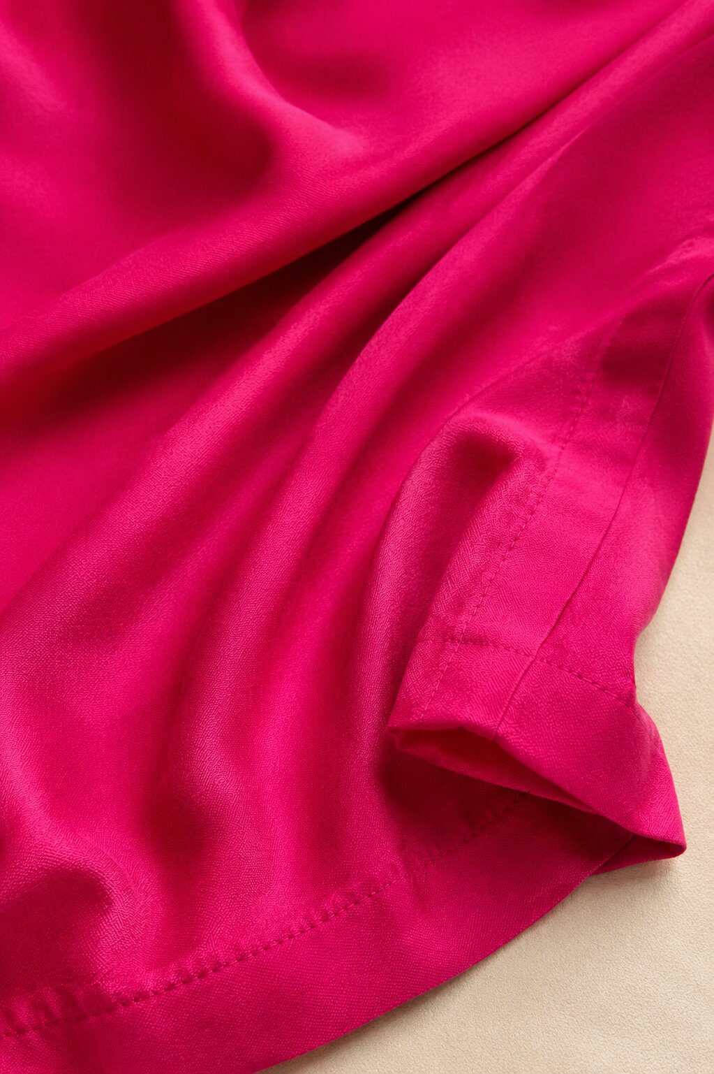 Authentic fuchsia silk skirt Gianfranco Ferré