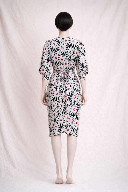 Summer dress Guy Laroche Boutique Paris in printed silk daisies vintage