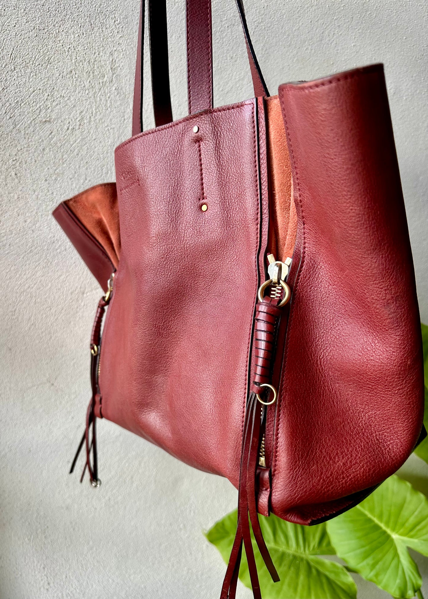 Sac authentique Chloé Cabas Milo en cuir bordeaux
