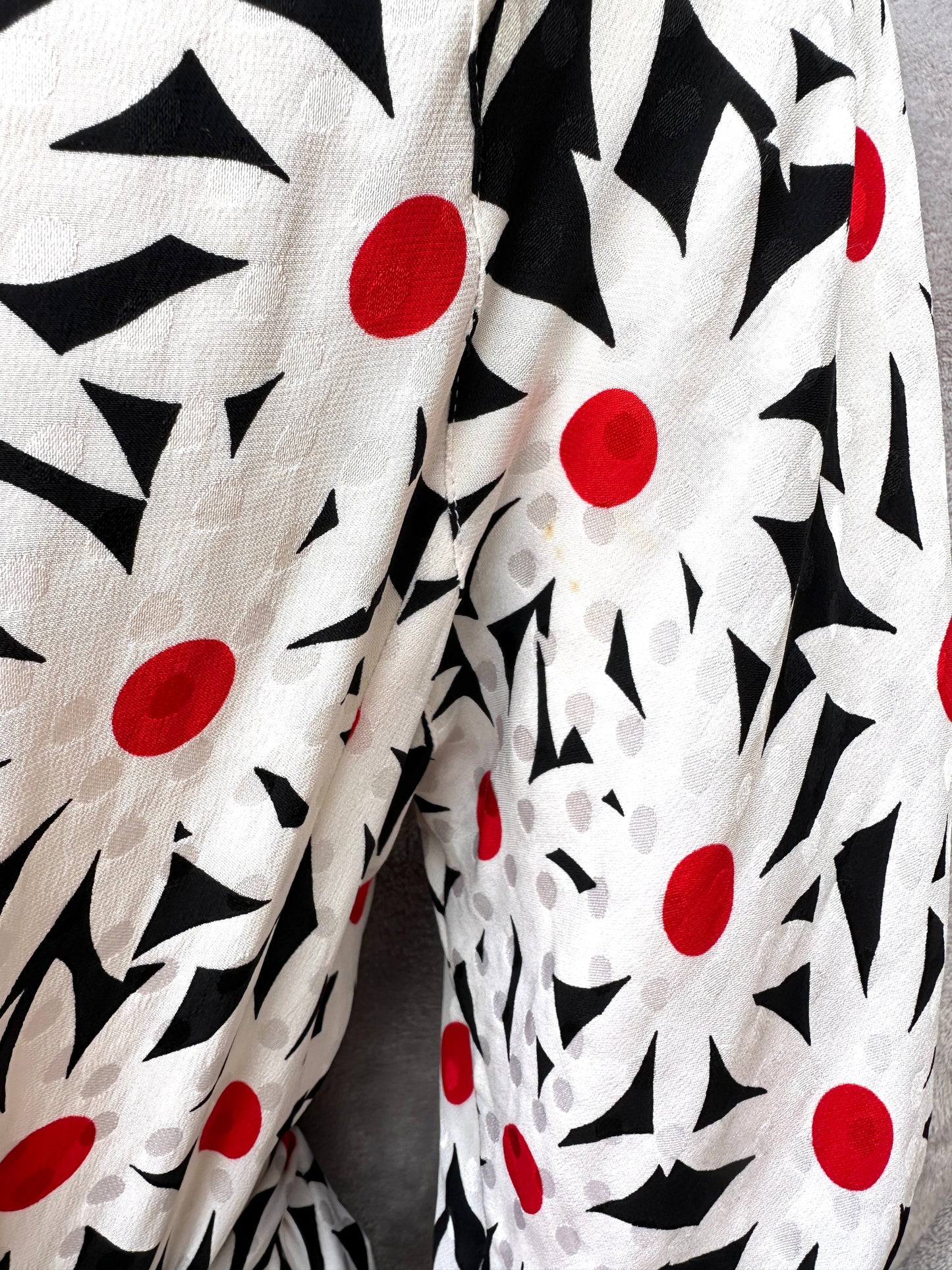 Robe d'été Guy Laroche Boutique Paris en soie imprimée marguerites vintage