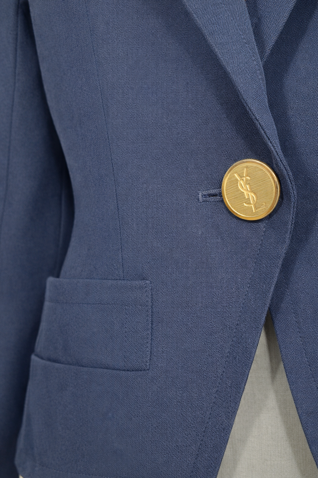 Blazer authentique Yves Saint Laurent Variation en laine bleu marine vintage