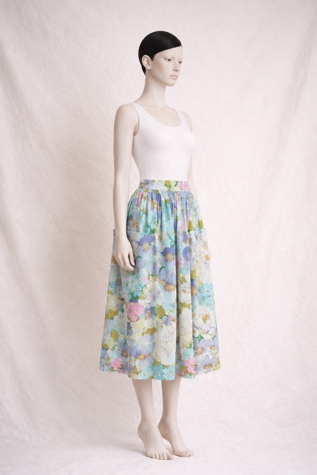 Jupe Fiorucci vintage en coton imprimé floral pastel