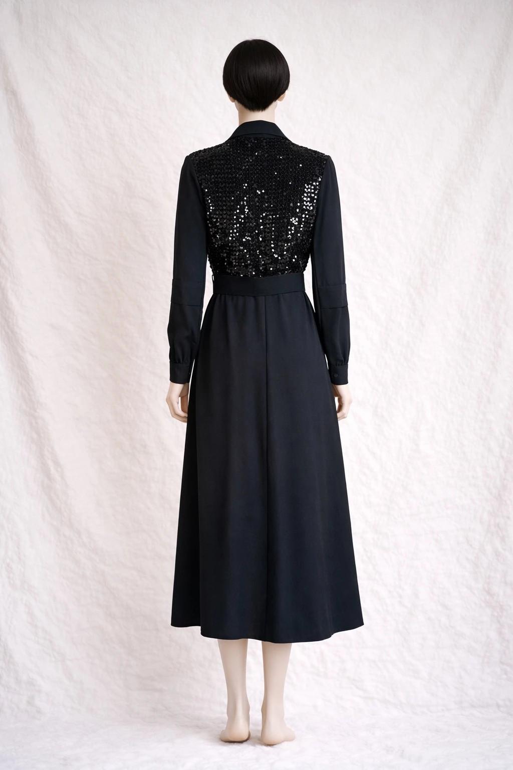 Robe noire à sequins authentique Nina Ricci Mademoiselle Ricci vintage
