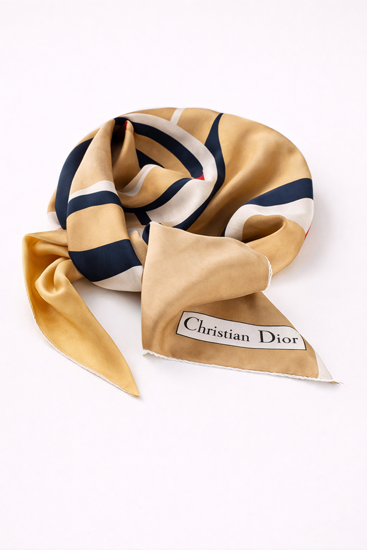 Grand carré en soie doré Christian Dior vintage