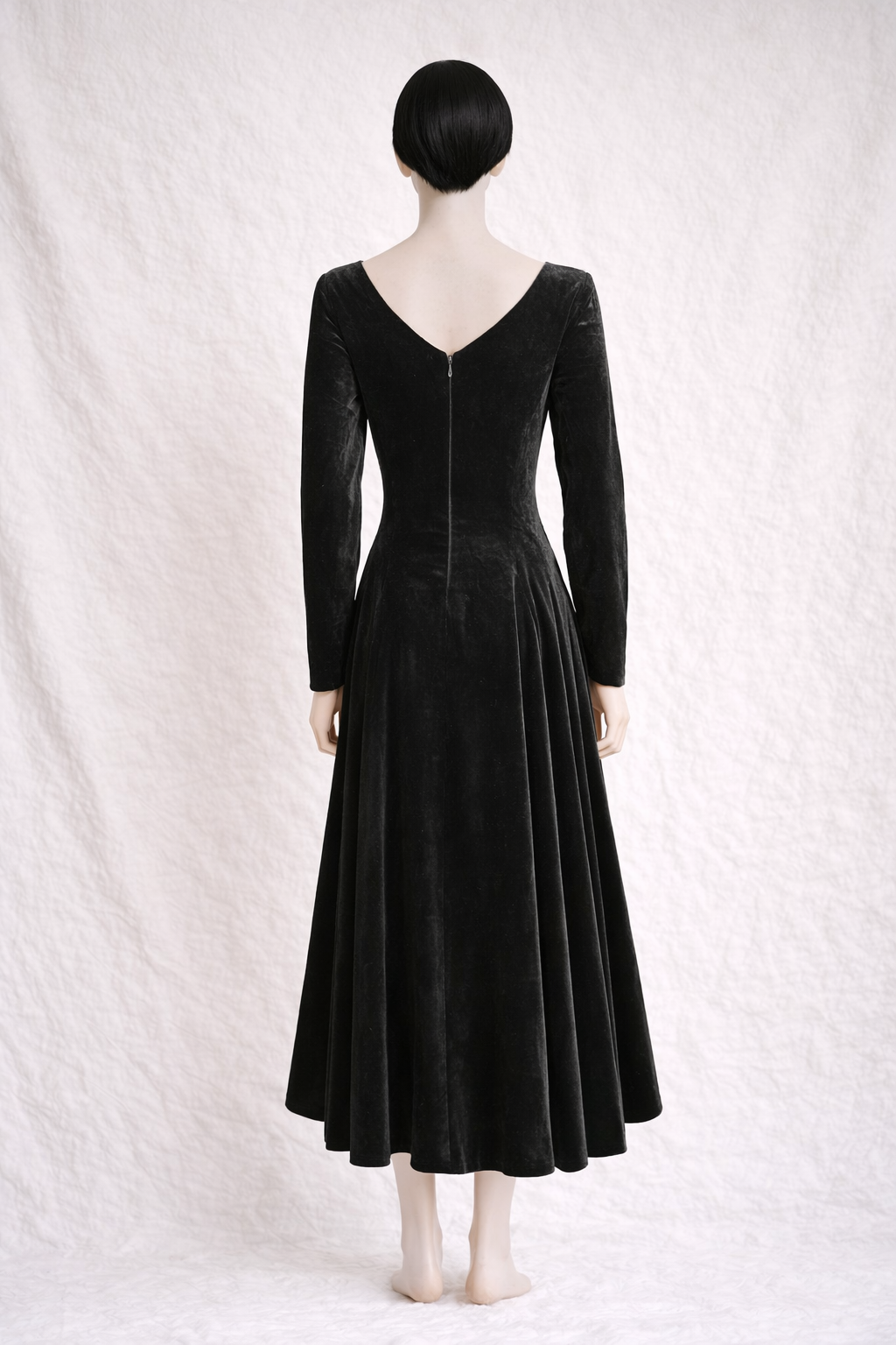 Robe longue en velours noir Laura Ashley vintage