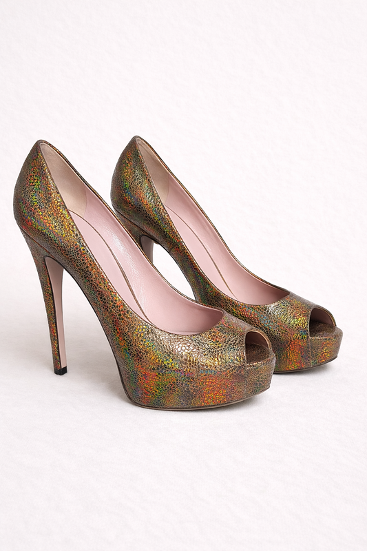 Escarpins à plateforme Gucci en cuir irisé holographique