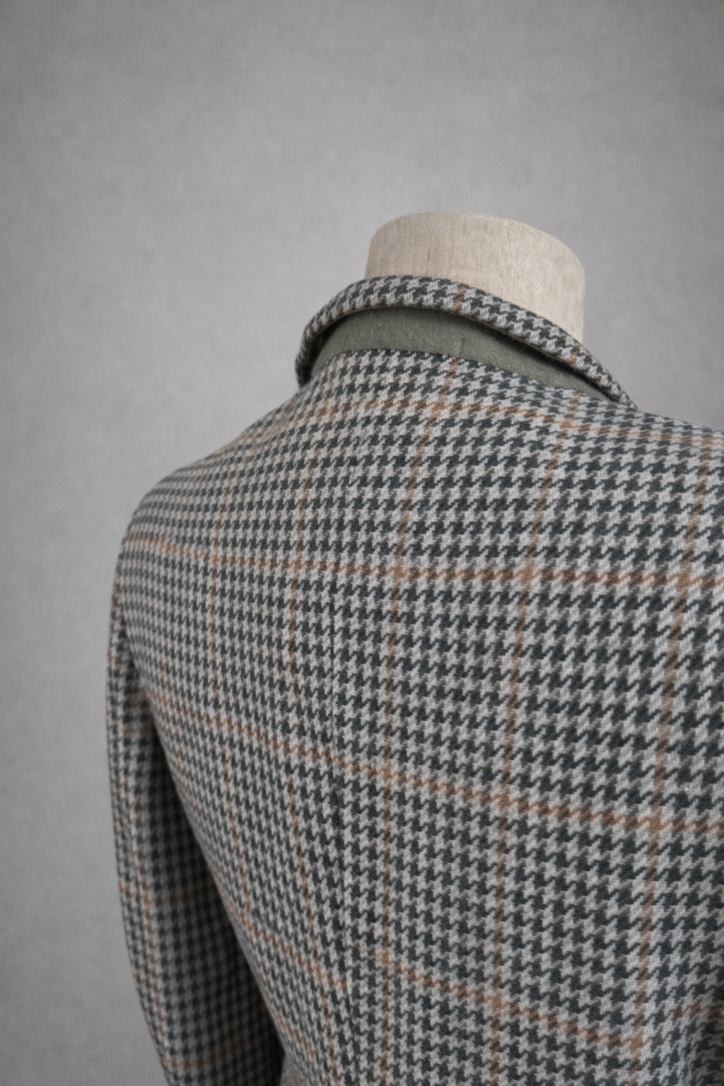 Blazer authentique Burberry en laine à motif pied-de-poule vintage