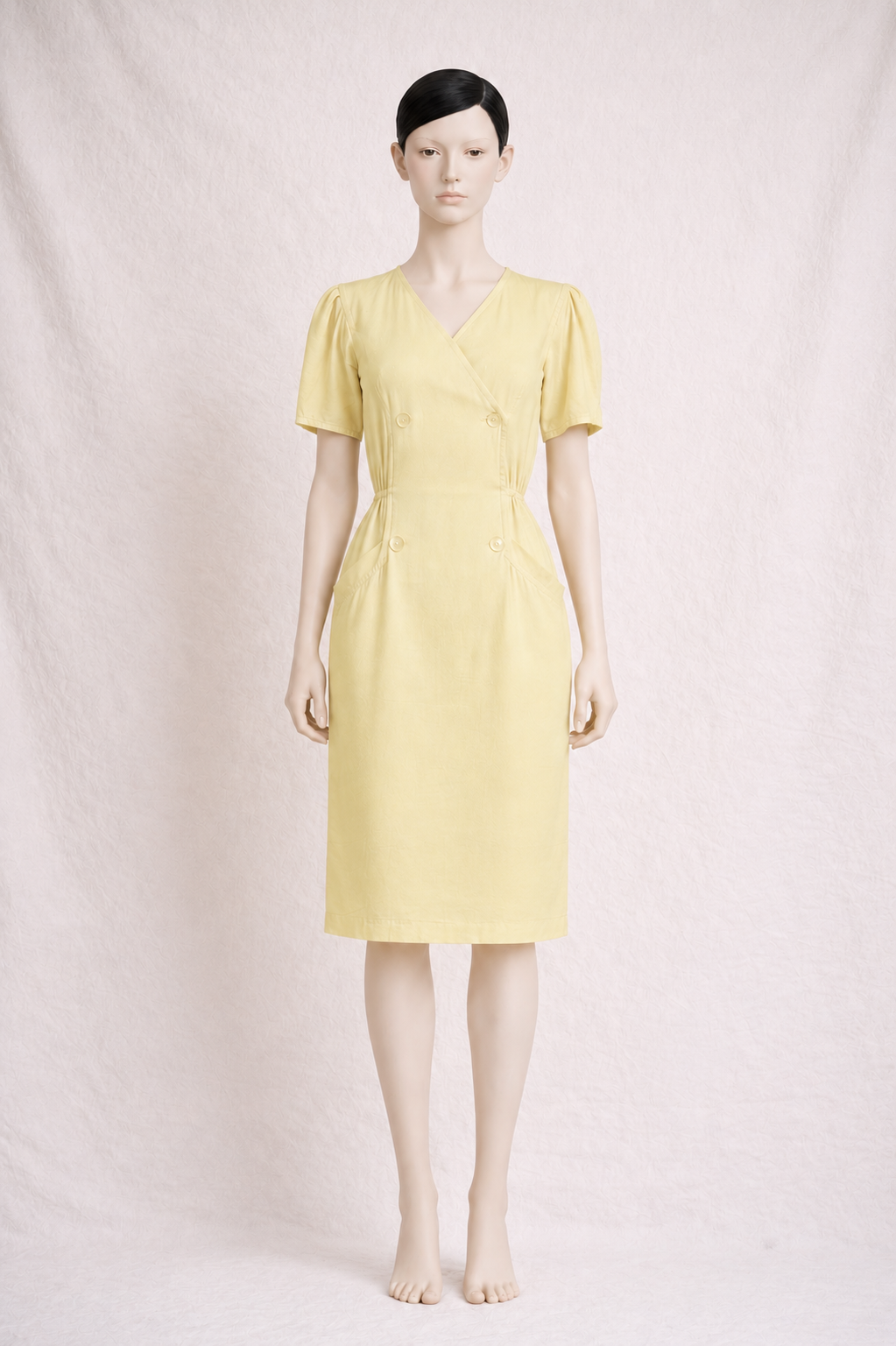 Robe en lin jaune Courrèges Paris vintage authentique