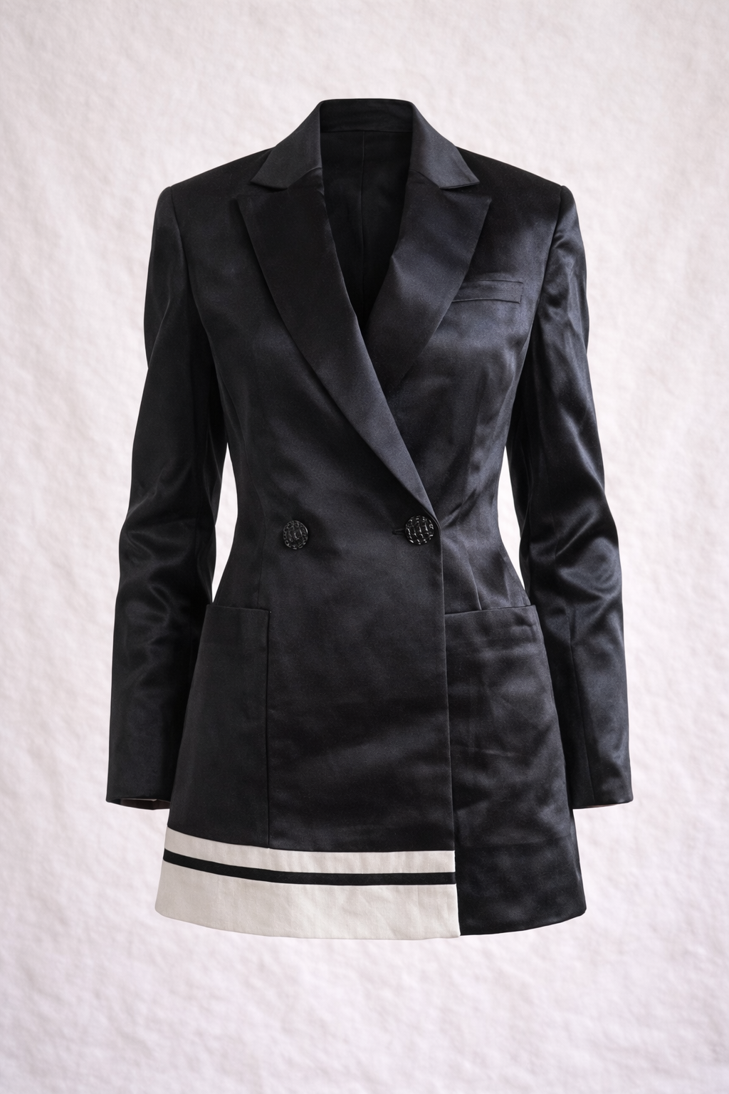 Blazer en soie noir et blanc Gianfranco Ferre vintage neuve