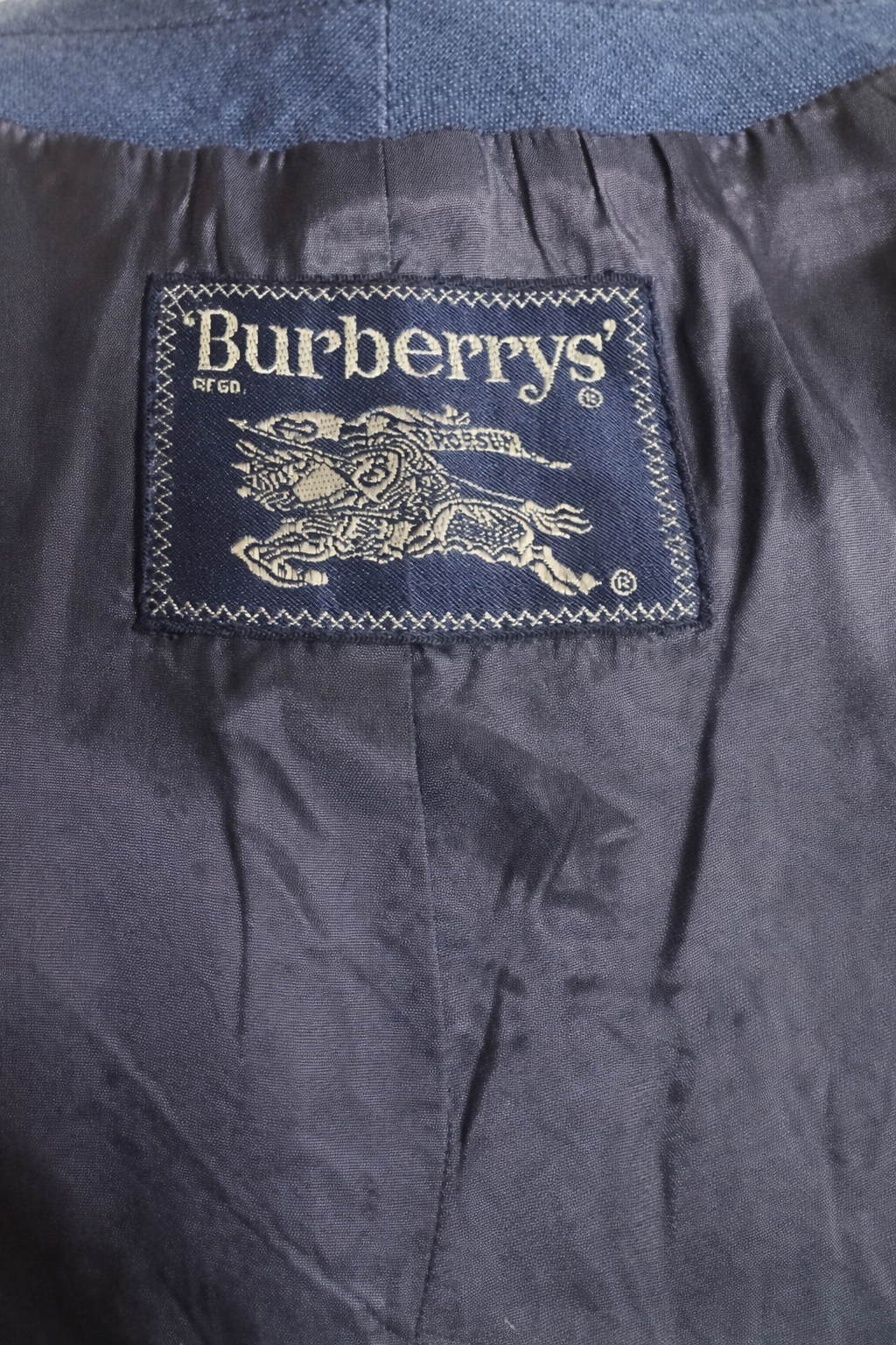 Blazer en denim bleu foncé Burberry vintage authentique