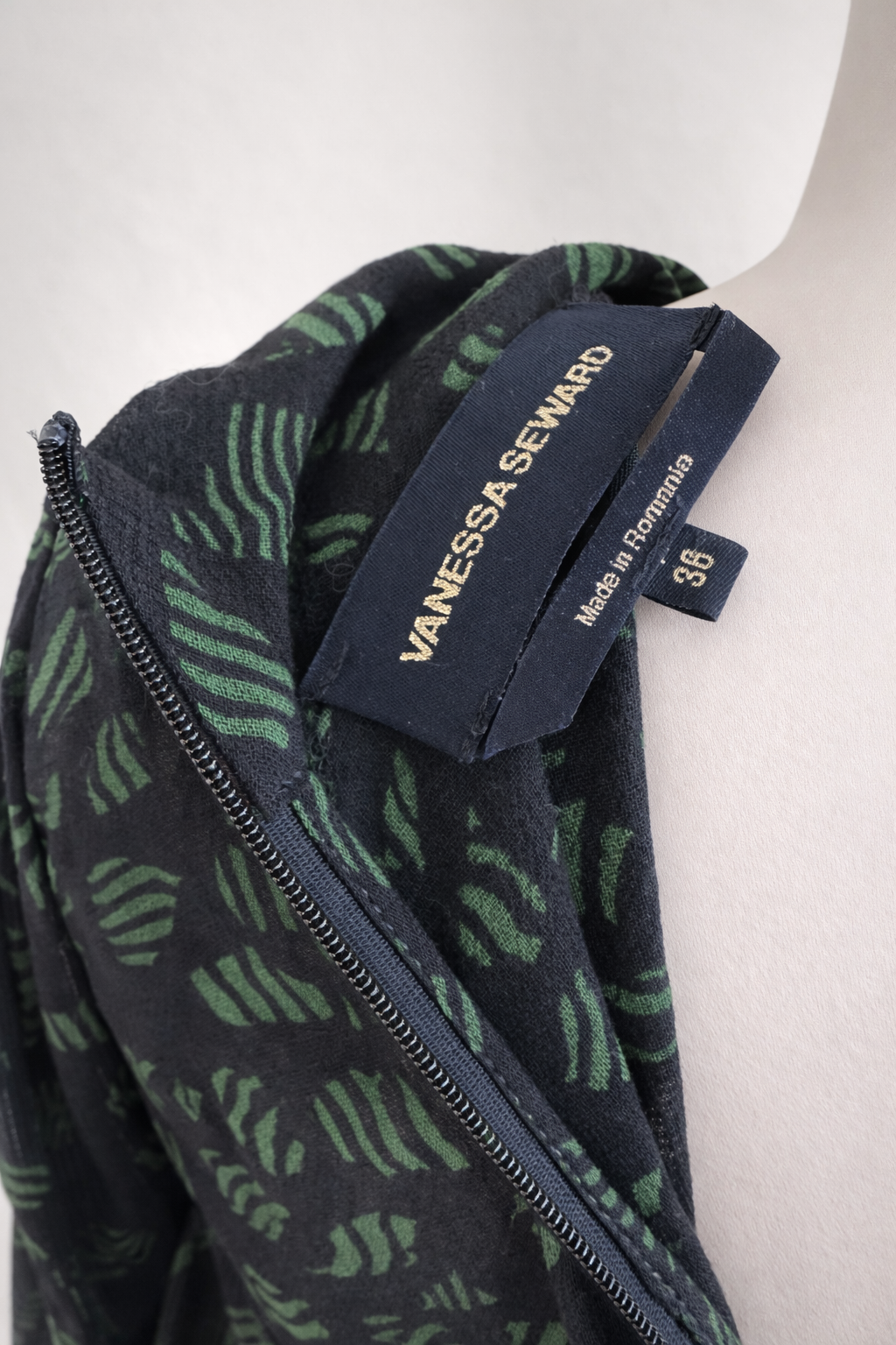 Robe en laine et soie vert Vanessa Seaward