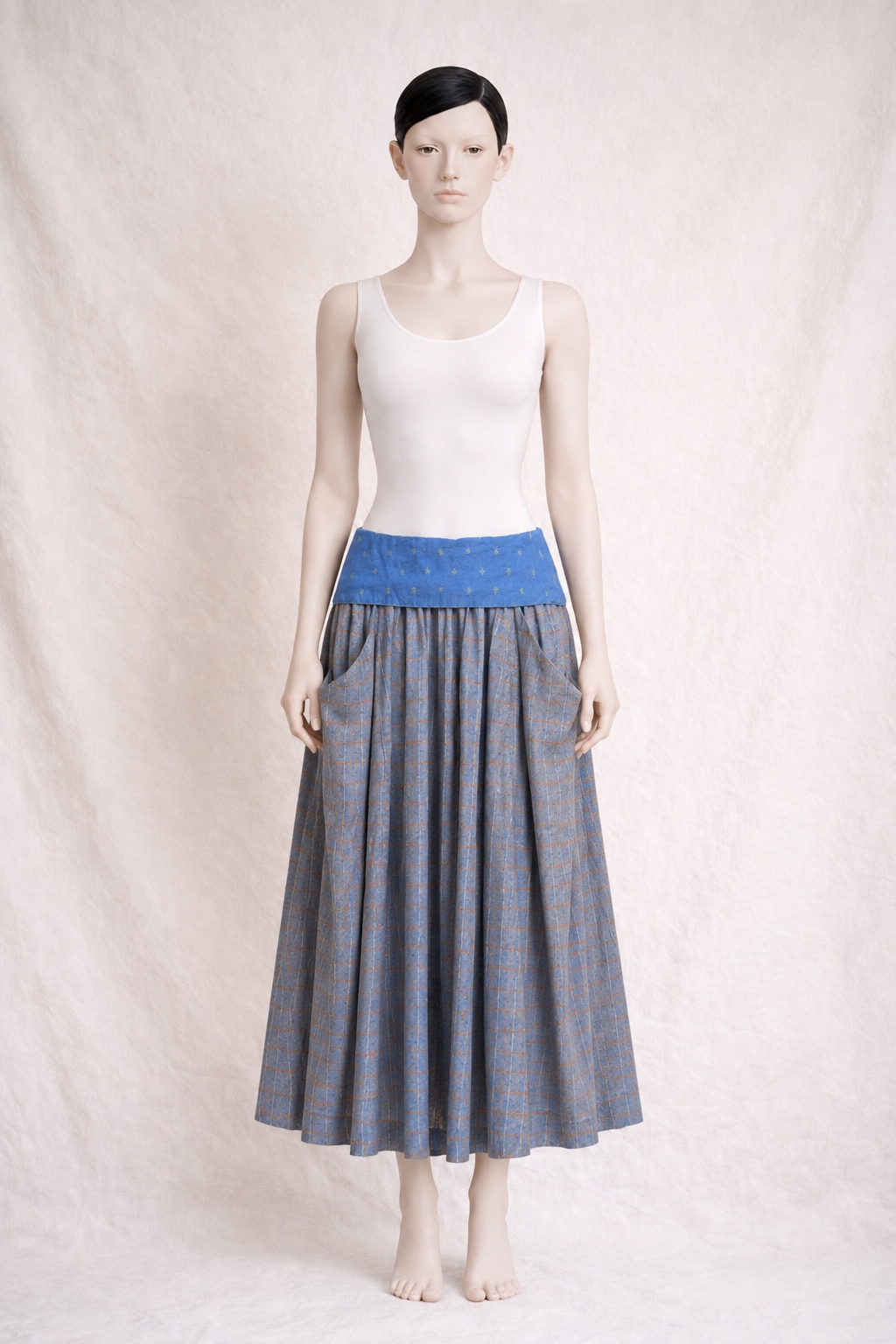 Jupe longue Anastasia Paris vintage en coton texturé à carreaux bleu