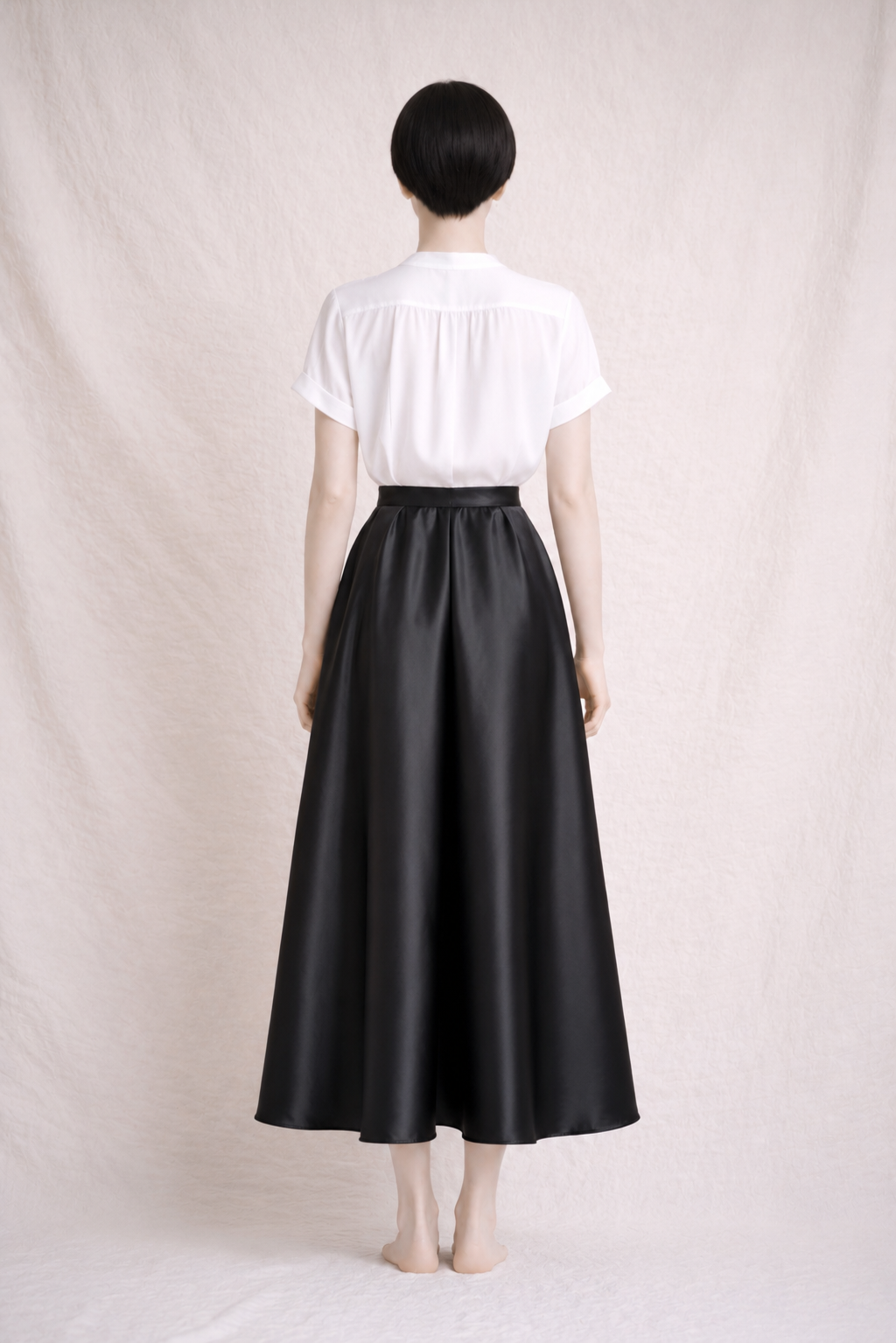 Jupe satinée noire longue taille haute Laura Ashley neuve