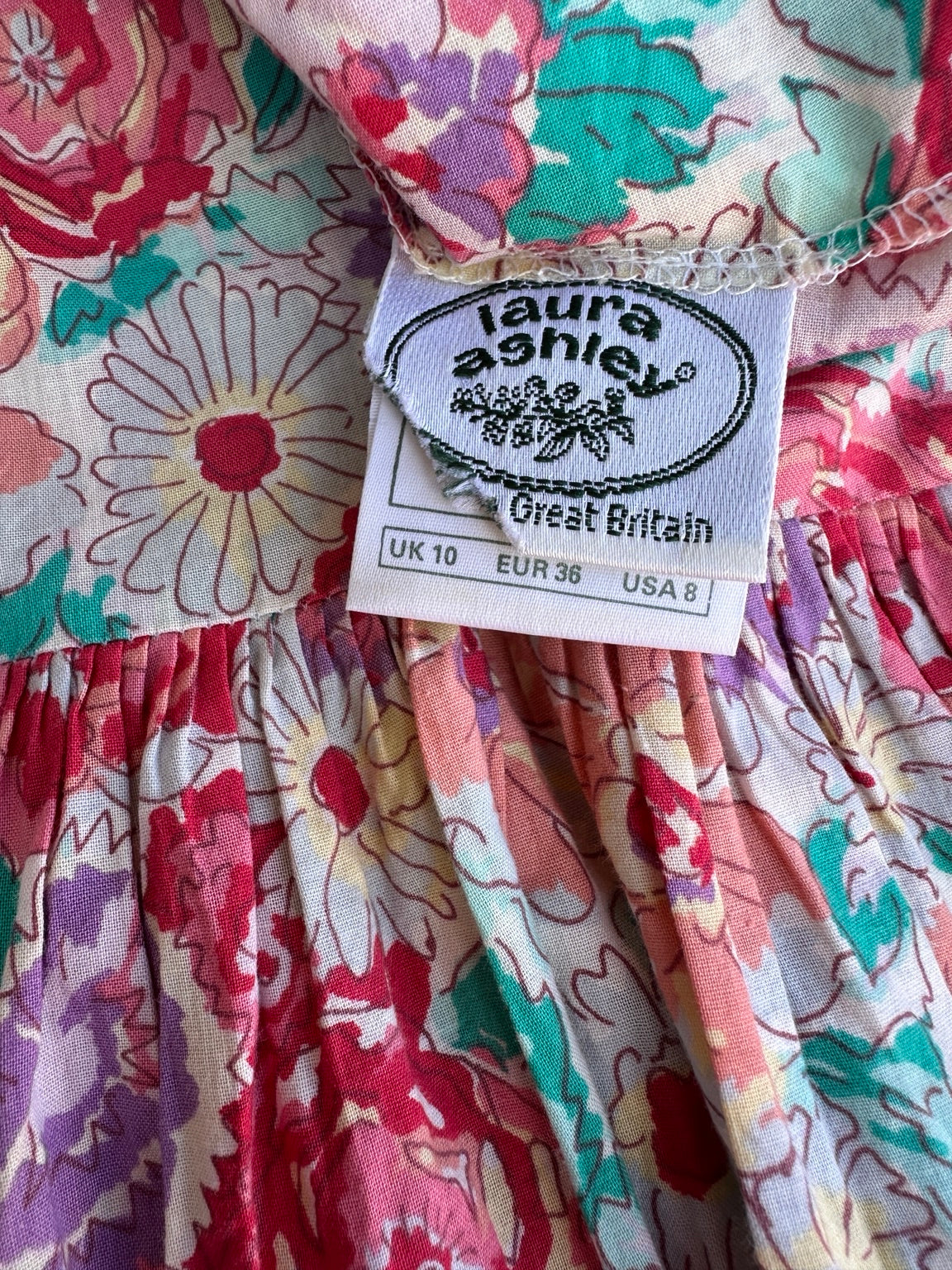 Robe d'été longue Laura Ashley Great Britain en coton floral vintage