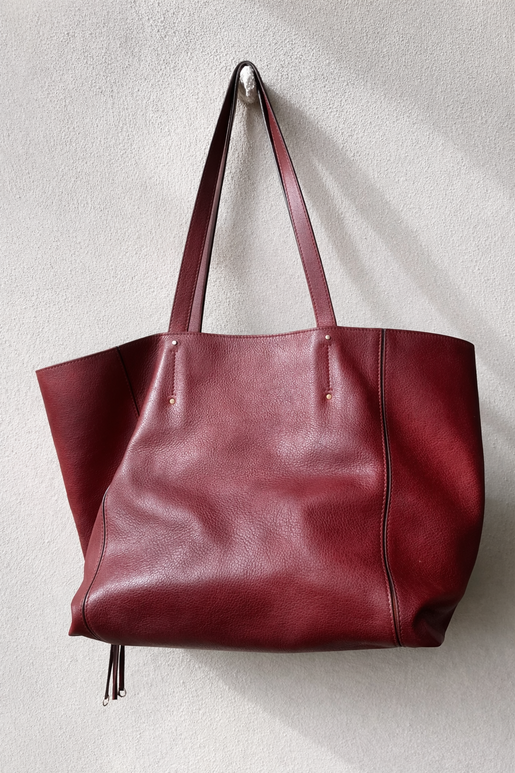Sac authentique Chloé Cabas Milo en cuir bordeaux