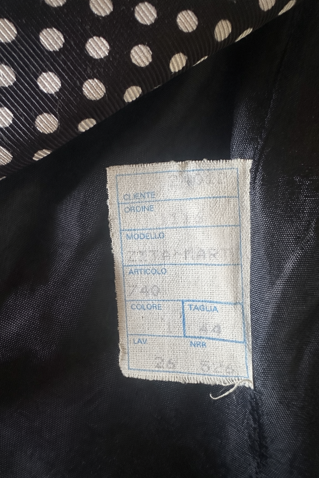 Ensemble tailleur jupe et blazer à petits pois Pierre Cardin vintage