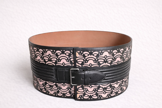 Ceinture large en cuir noir et nude Alaïa Paris