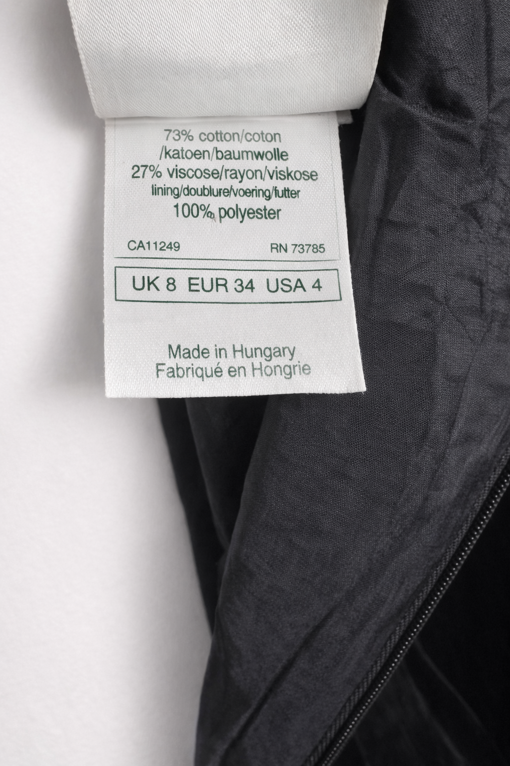 Robe longue en velours noir Laura Ashley vintage