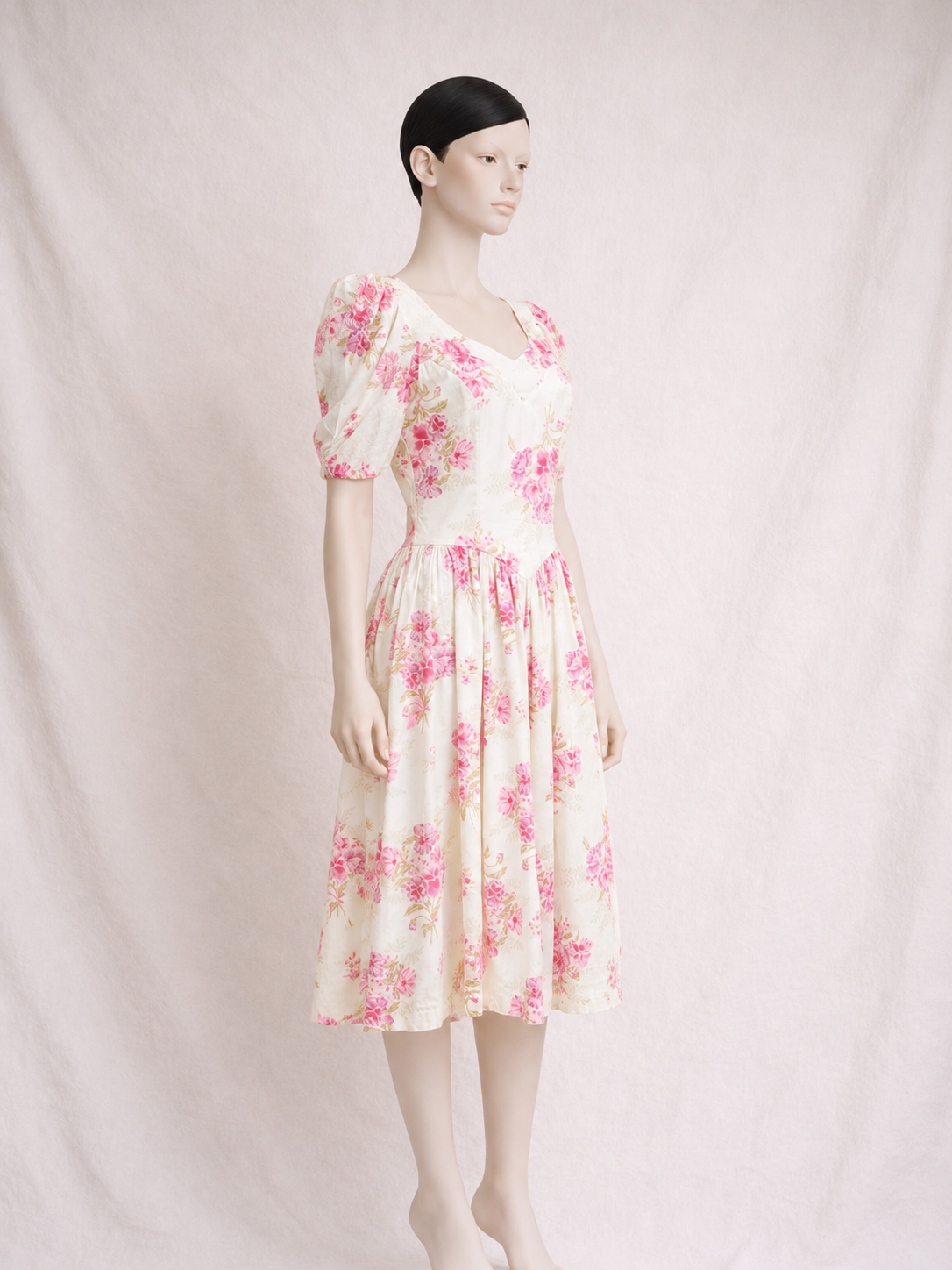 Robe d'été Laura Ashley vintage en coton à imprimé floral romantique rose crème