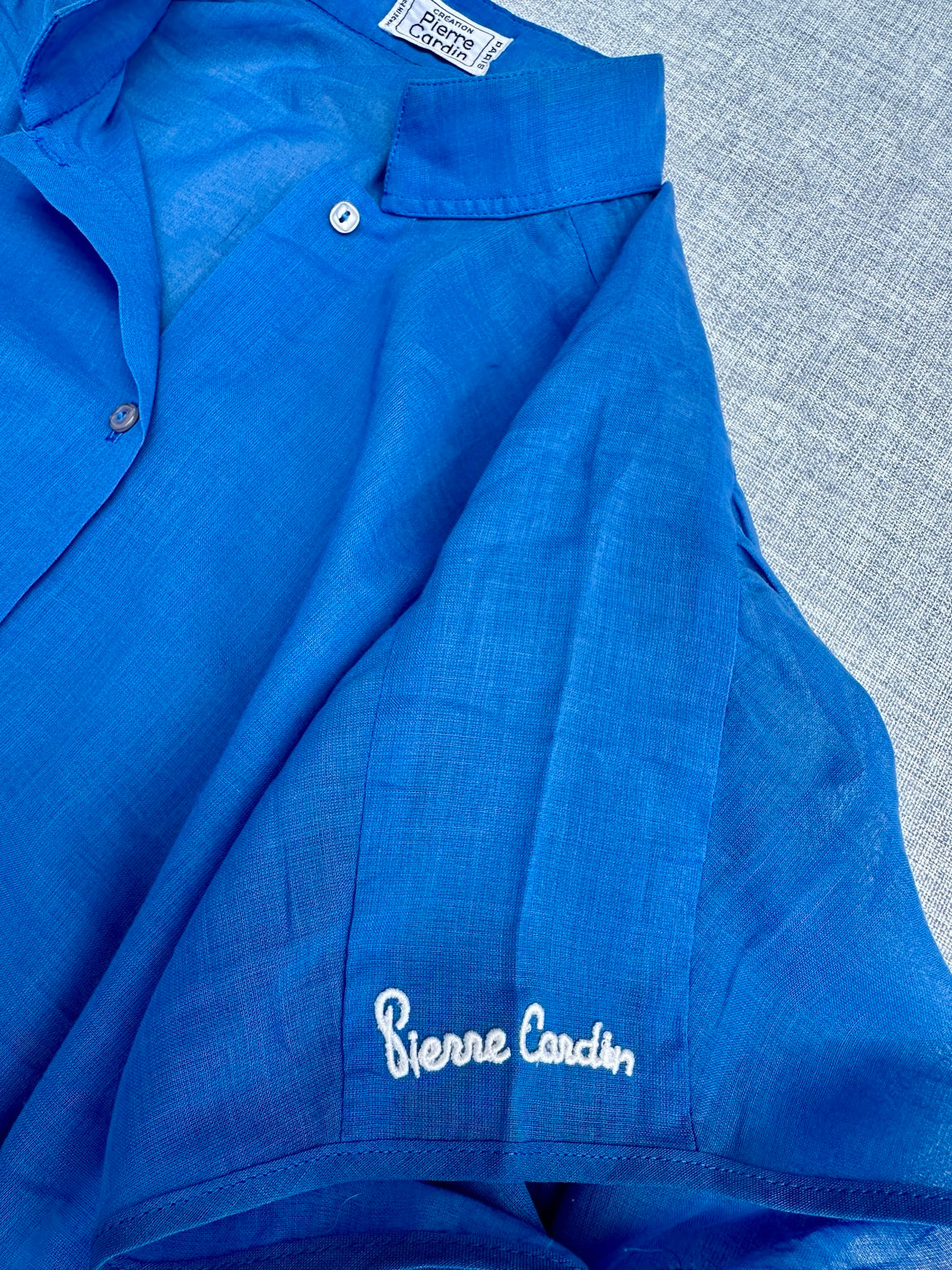 Chemisier en coton léger Pierre Cardin bleu électrique vintage authentique neuve
