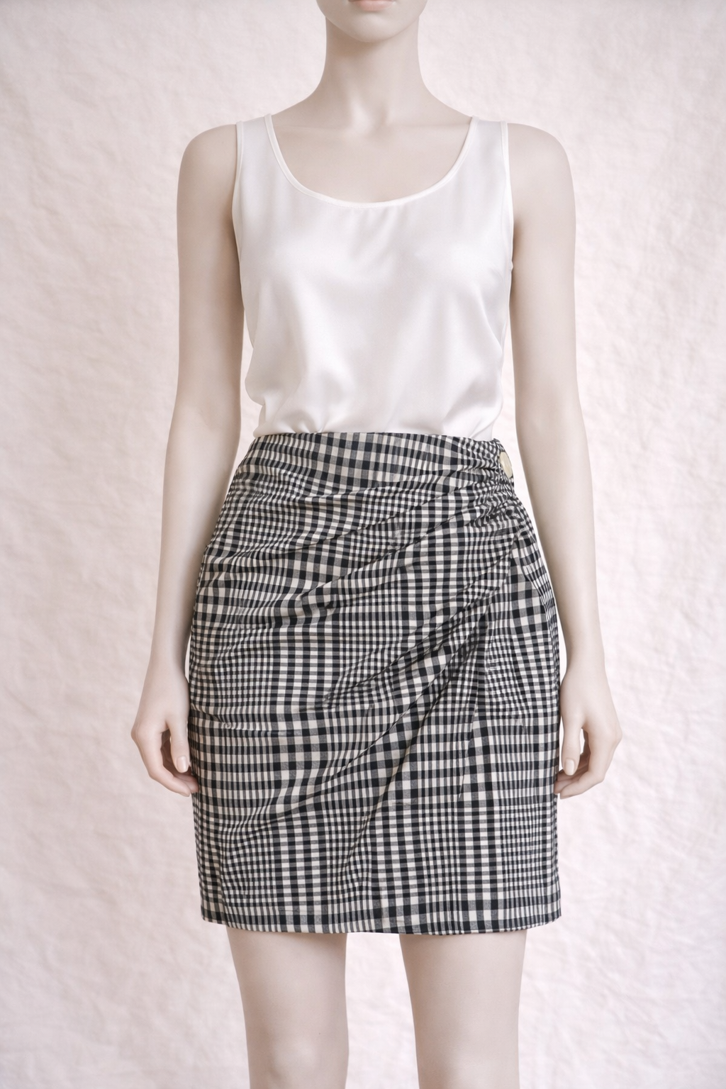 Tailleur jupe et blazer Valentino Boutique à motif vichy noir et blanc vintage