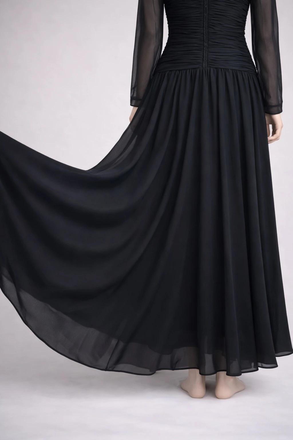 Robe longue authentique Karl Lagerfeld en mousseline noire drapée
