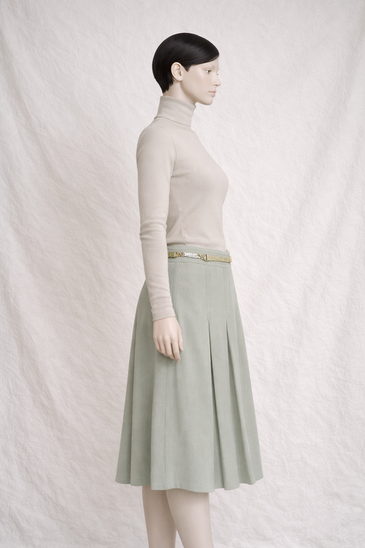 Authentic pleated skirt Céline Paris in almond green wool with vintage chain belt