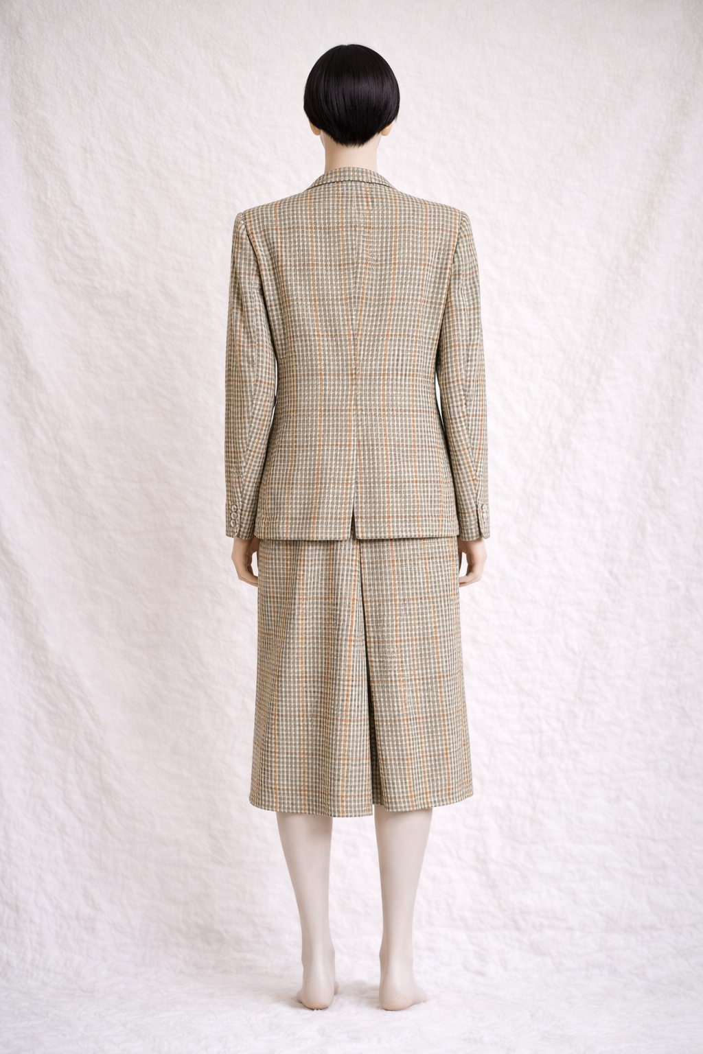 Burberrys authentique ensemble tailleur jupe et blazer en tweed de laine