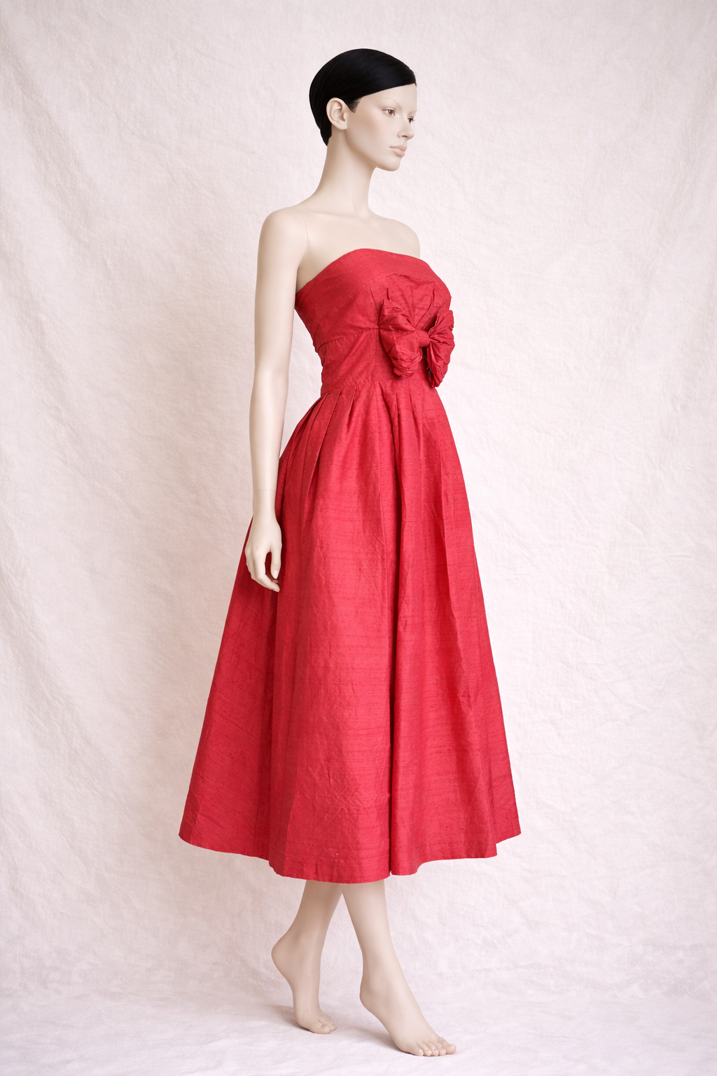 Laura Ashley Robe bustier en soie sauvage rouge avec nœud