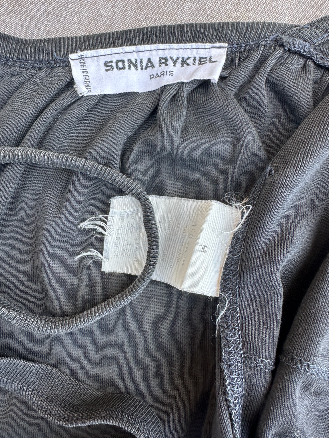 Robe noire Sonia Rykiel Paris dos nu en jersey vintage