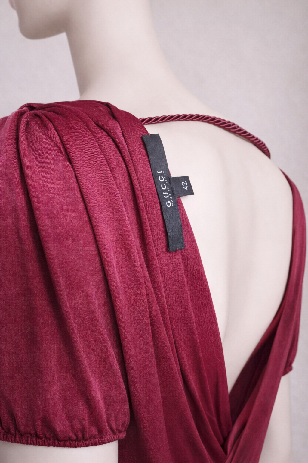 Robe authentique Gucci bordeaux à décolleté croisé