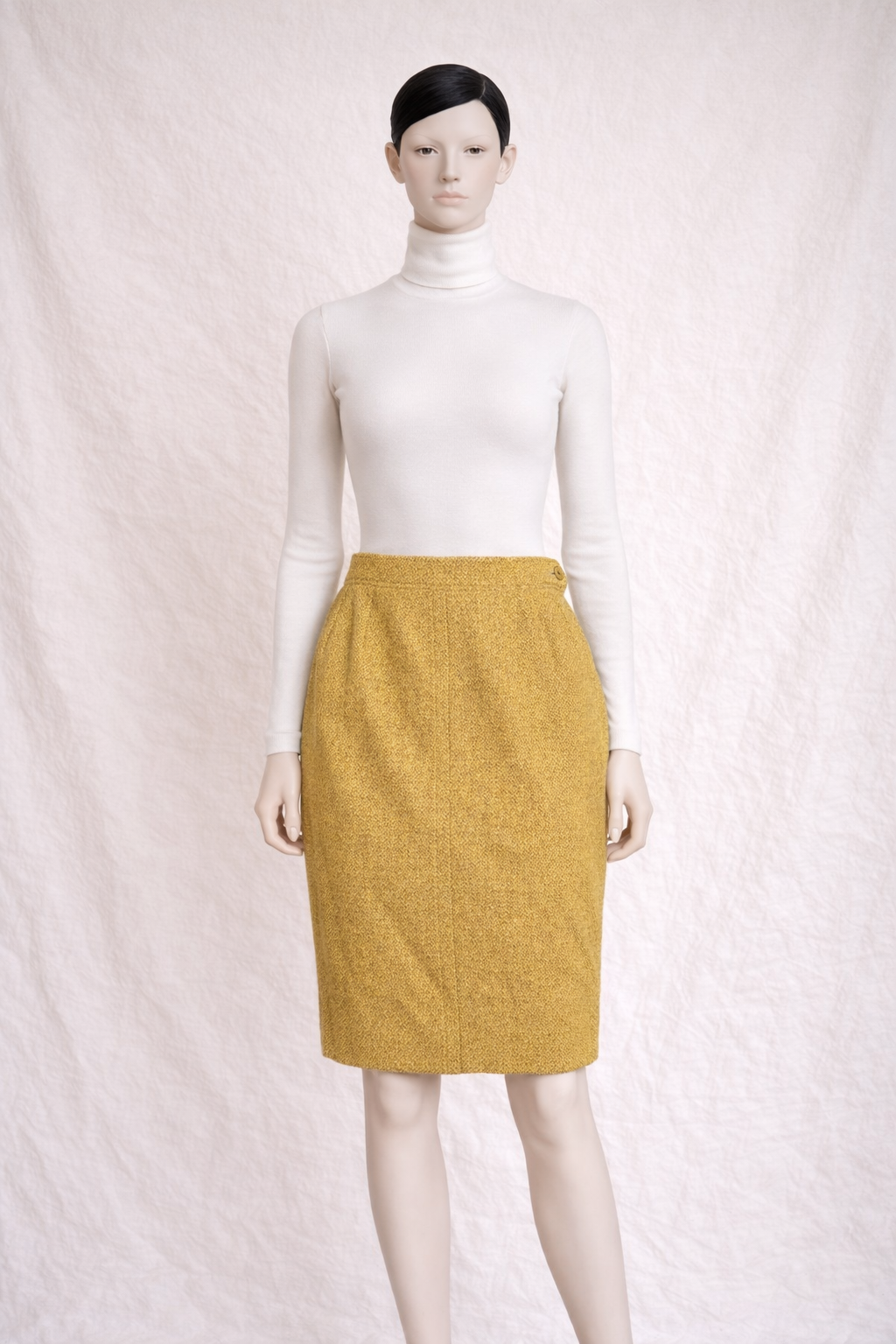 Jupe Yves Saint Laurent en laine jaune moutarde authentique vintage