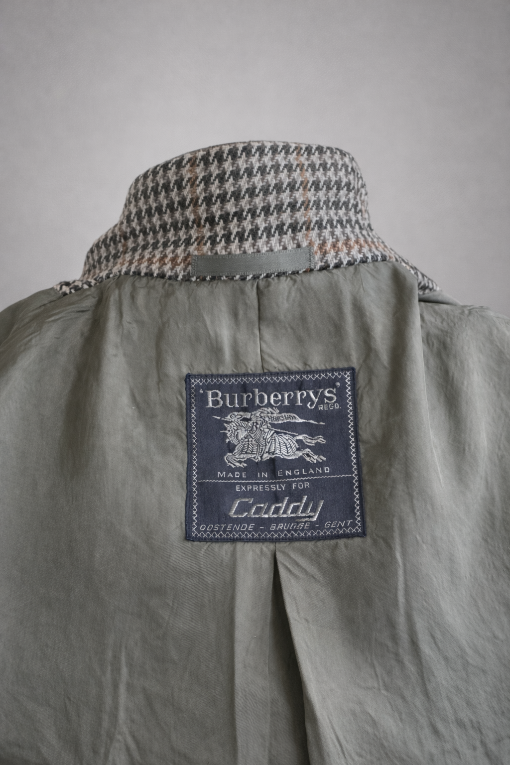 Blazer authentique Burberry en laine à motif pied-de-poule vintage