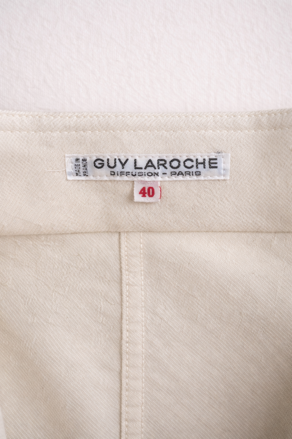 Chemise en laine blanch Guy Laroche vintage