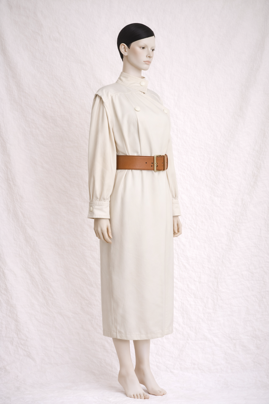 Robe futuriste en laine authentique Courrèges Paris circa 70