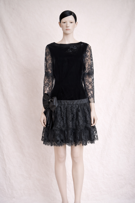 Robe de soirée noire avec noeud Loris Azzaro vintage