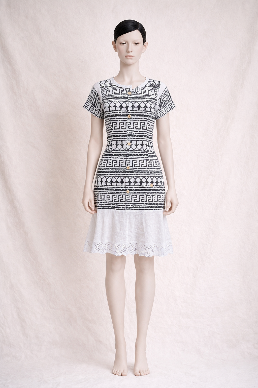 Authentique robe Yves Saint Laurent Beachwear en coton léger noir et blanc vintage