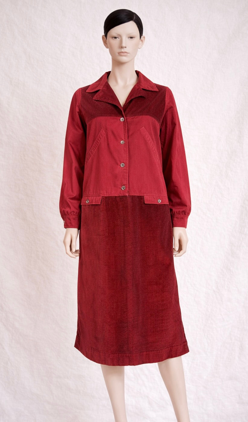 Robe vintage Courrèges Paris en velours côtelé rouge