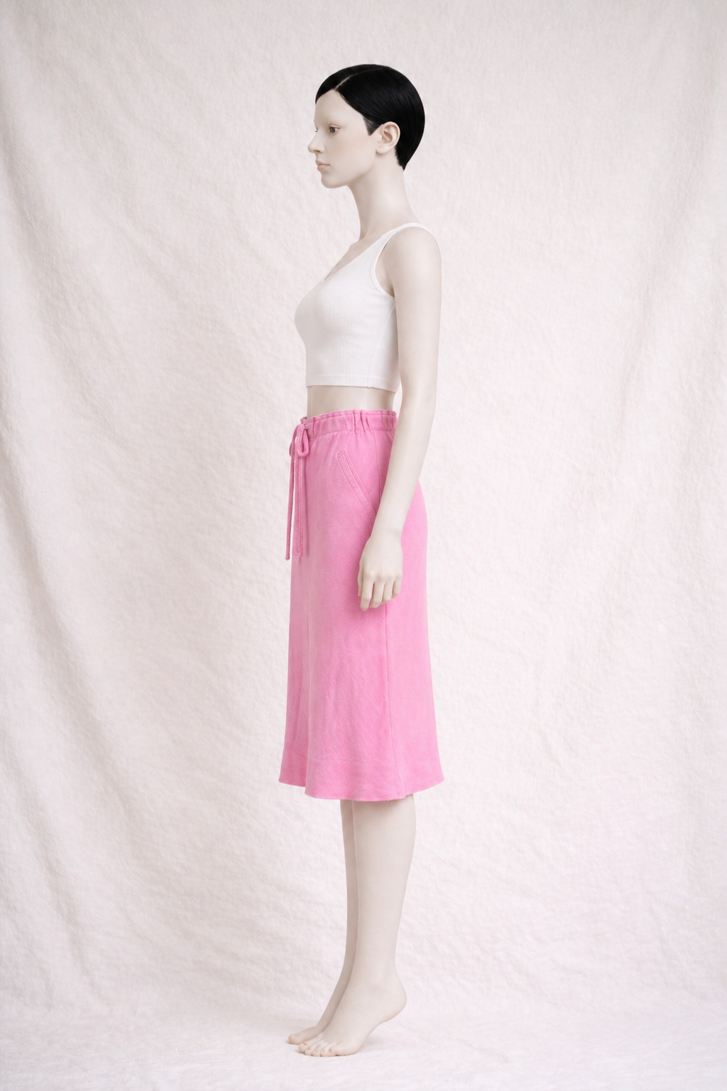 Jupe iconique rose Courrèges Paris vintage authentique
