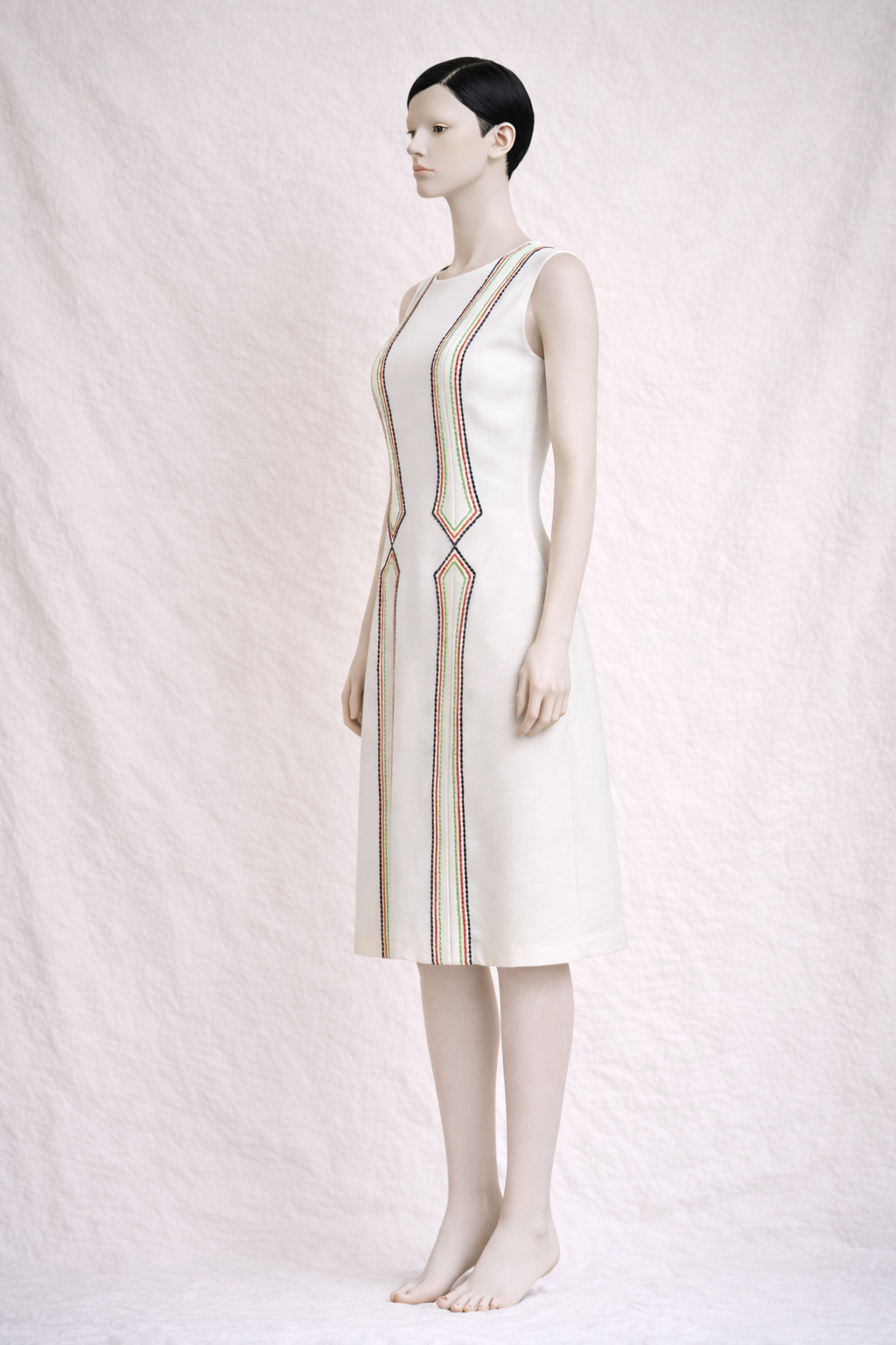 Robe trapèze en laine blanch vintage des années 50 made in France