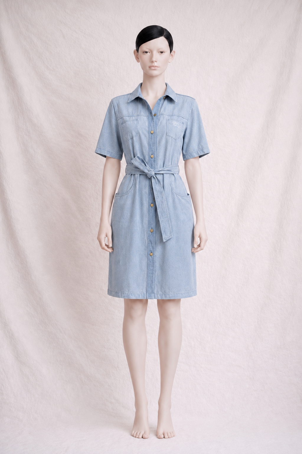 Robe en denim léger bleu clair Burberry vintage authentique