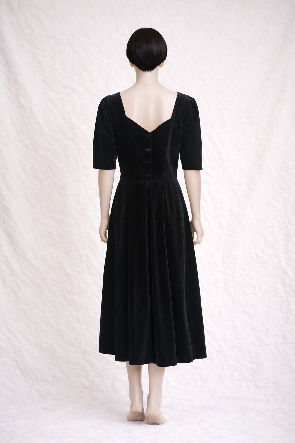 Robe de soirée longue en velours noir Laura Ashley vintage