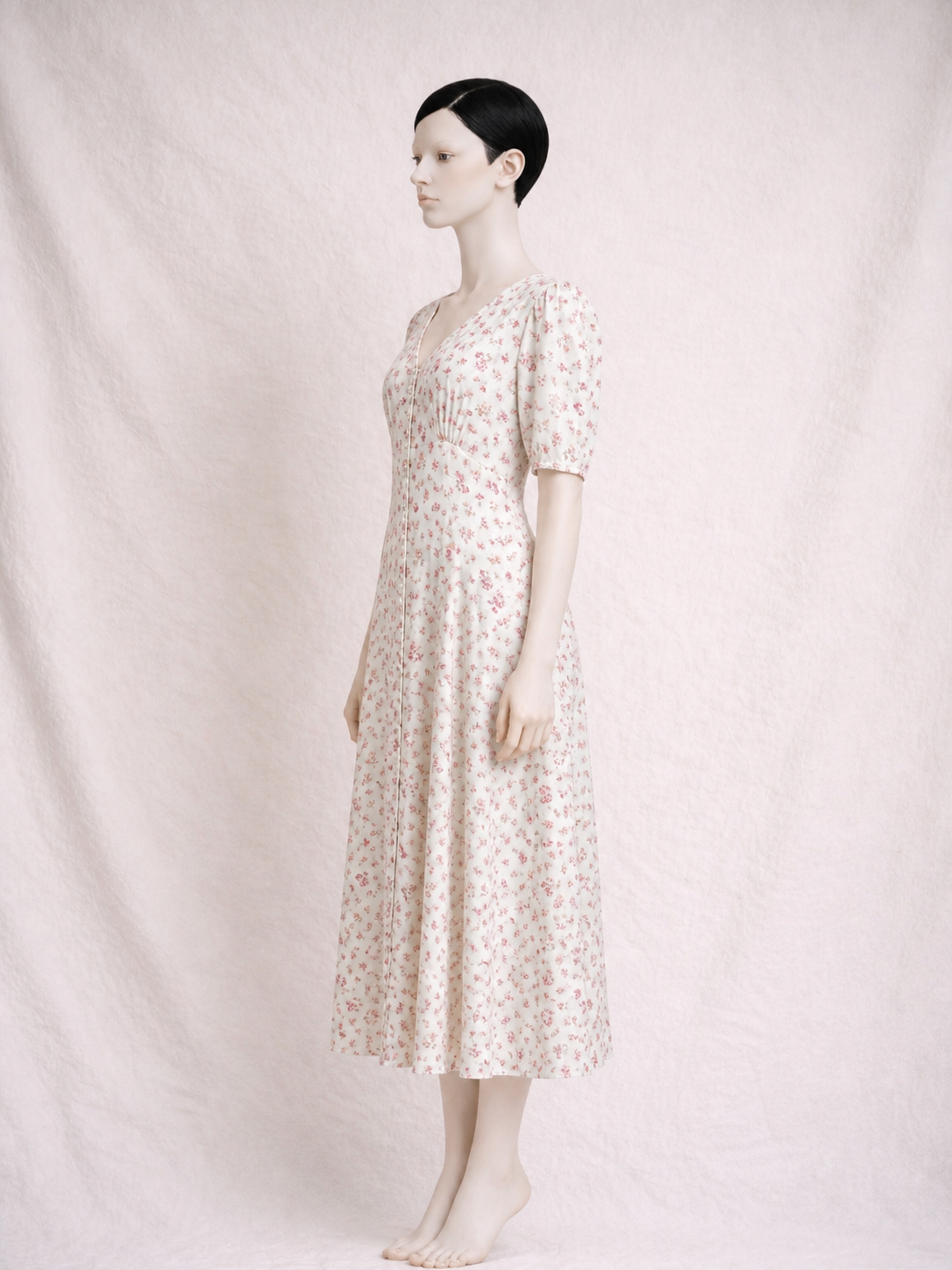 Robe romantique Laura Ashley en viscose à imprimé floral vintage