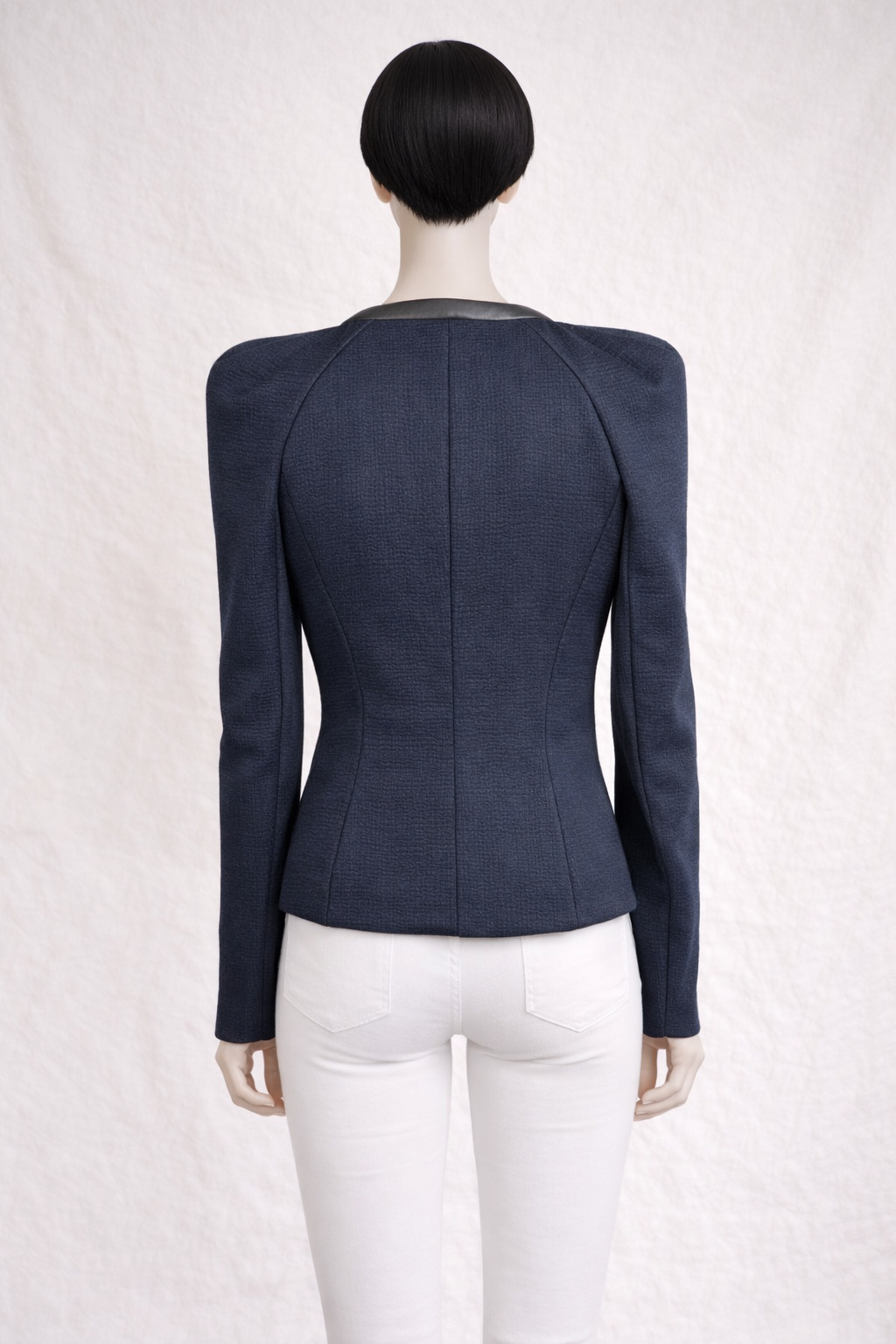 Blazer Isabel Marant authentique en coton texturé bleu marine avec finitions en cuir d’agneau.