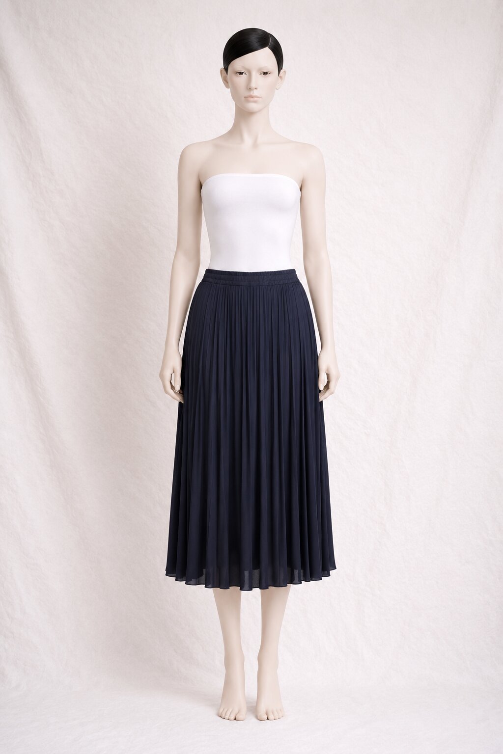 Jupe Plissée en Soie Bleu Marine Vintage Louis Féraud Paris