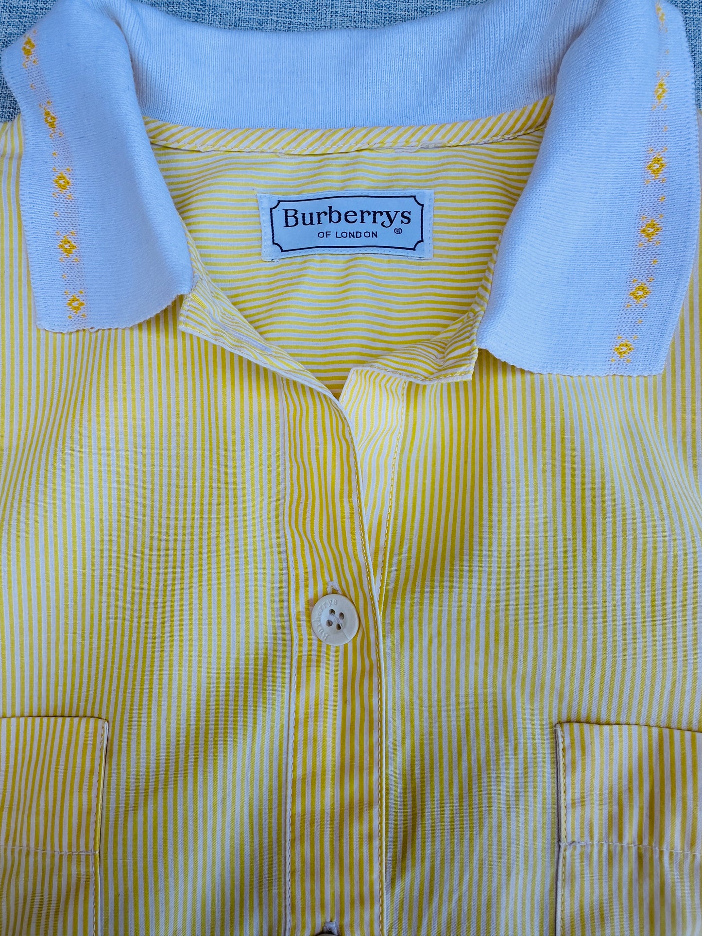 Robe chemise en coton jaune léger Burberry vintage authentique