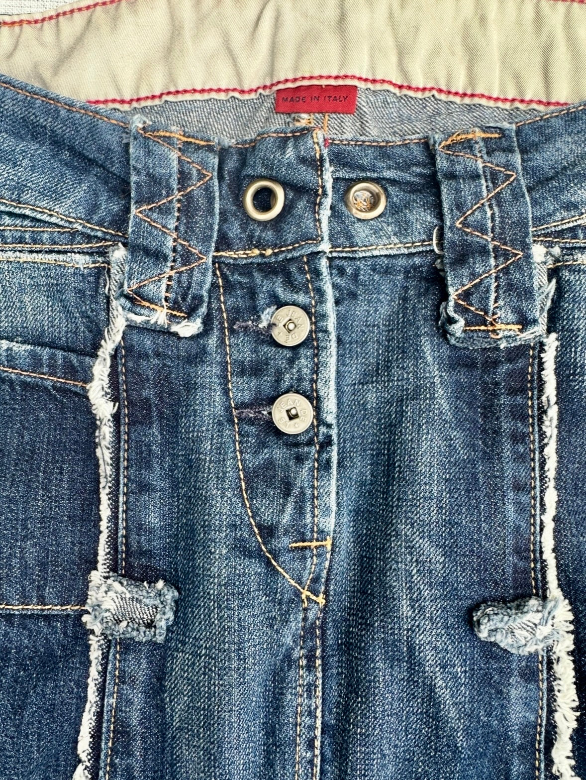 Jupe en jean vintage authentique Marithé + François Girbaud